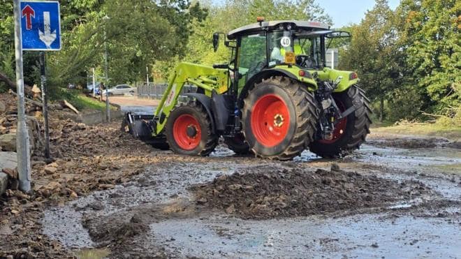 Debris cleared from race day burst pipe flood — Gateshead news photo